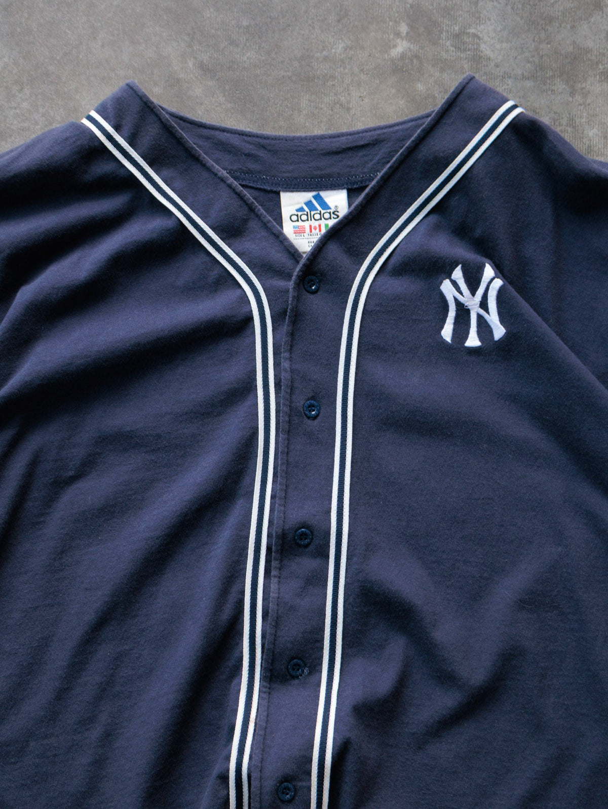 Vintage 00s Navy Adidas New York Yankees Jersey (L)