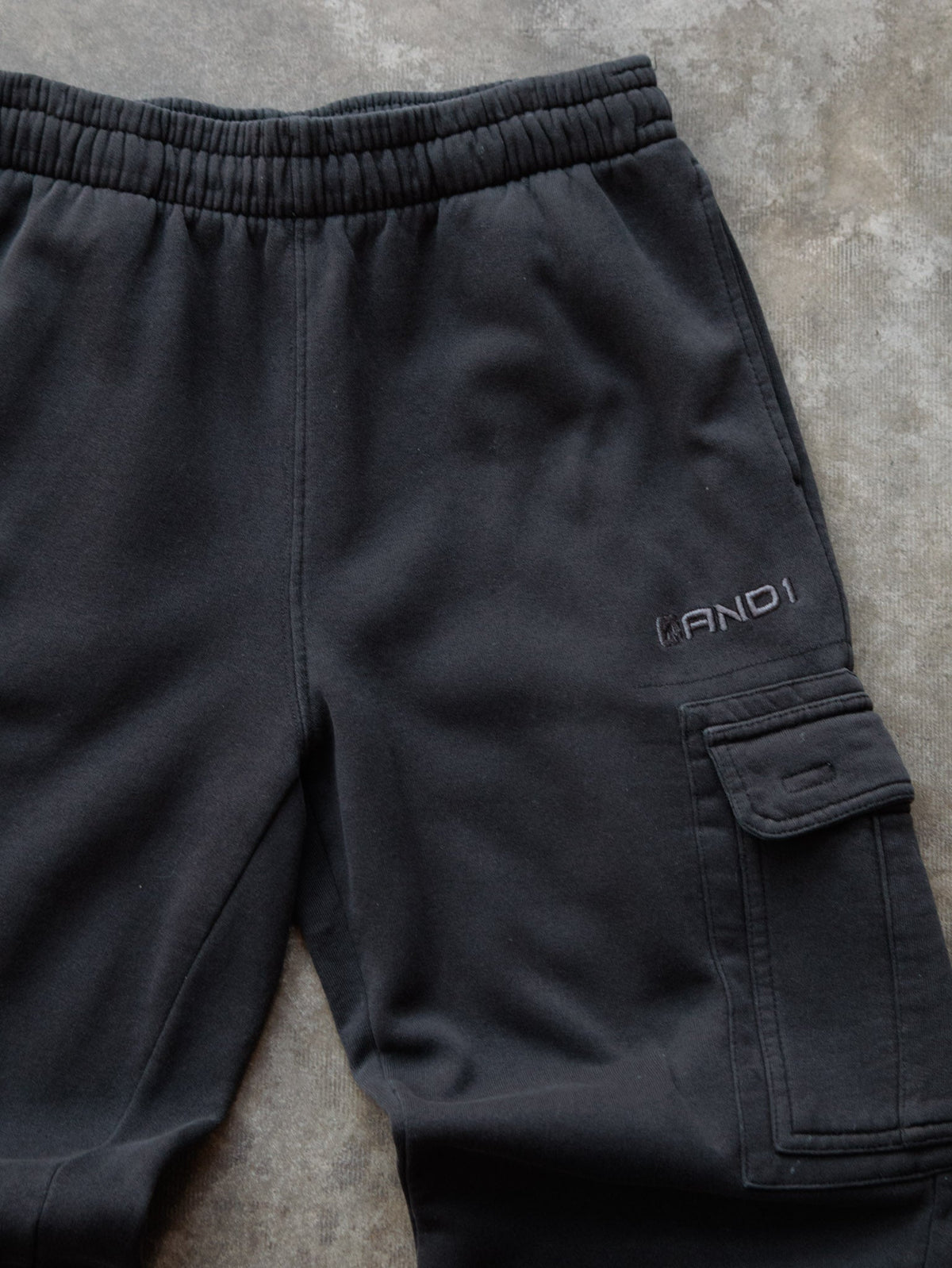 Vintage Black AND1 Cargo Sweatpants (M)