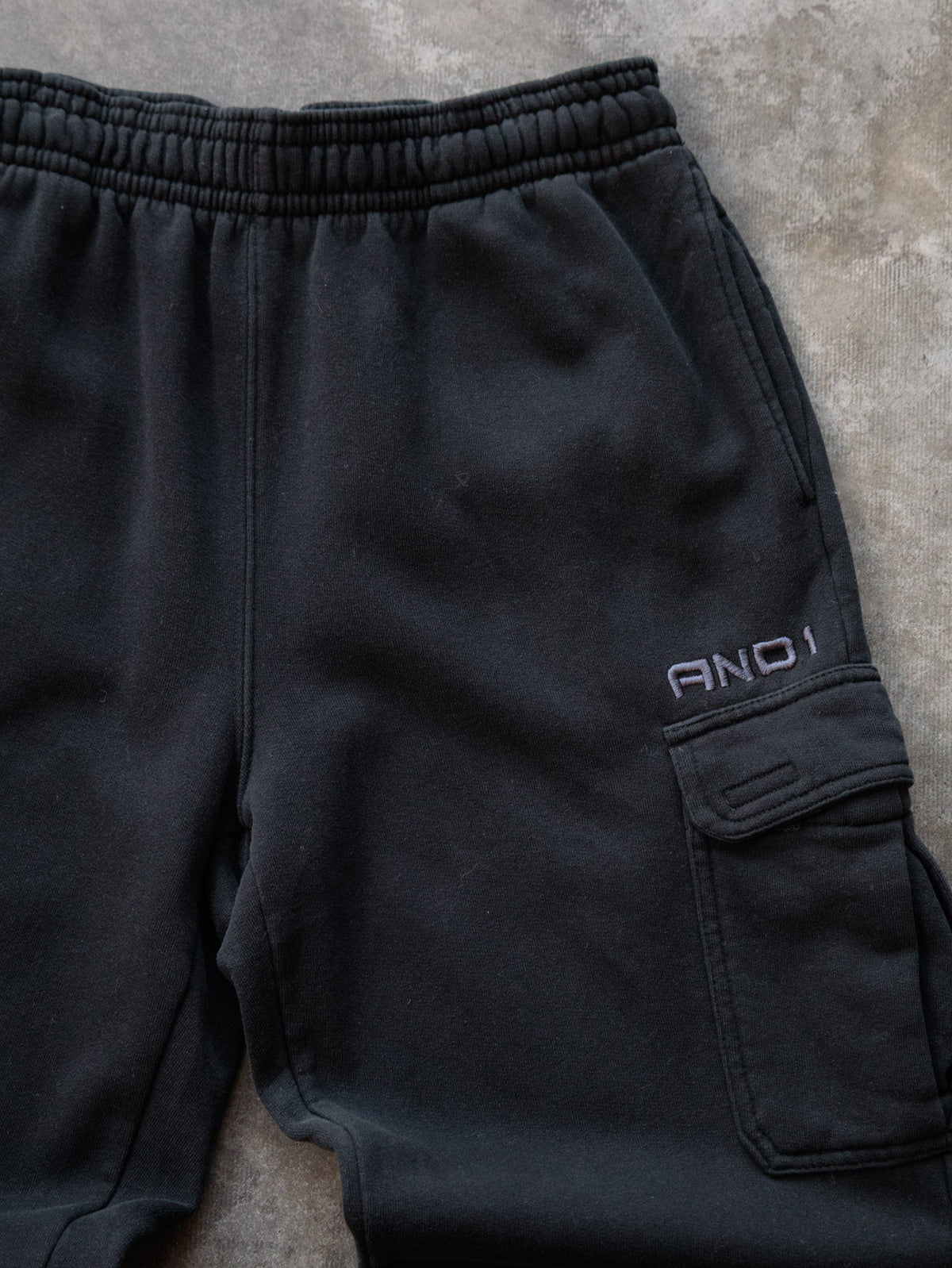 Vintage Black AND1 Cargo Sweatpants (M)