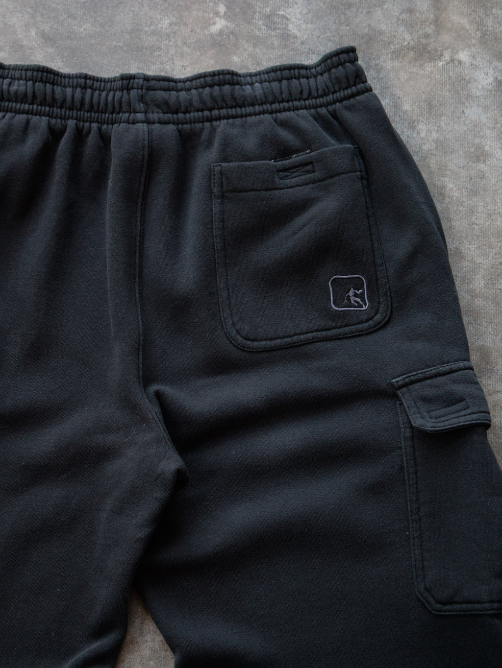 Vintage Black AND1 Cargo Sweatpants (M)