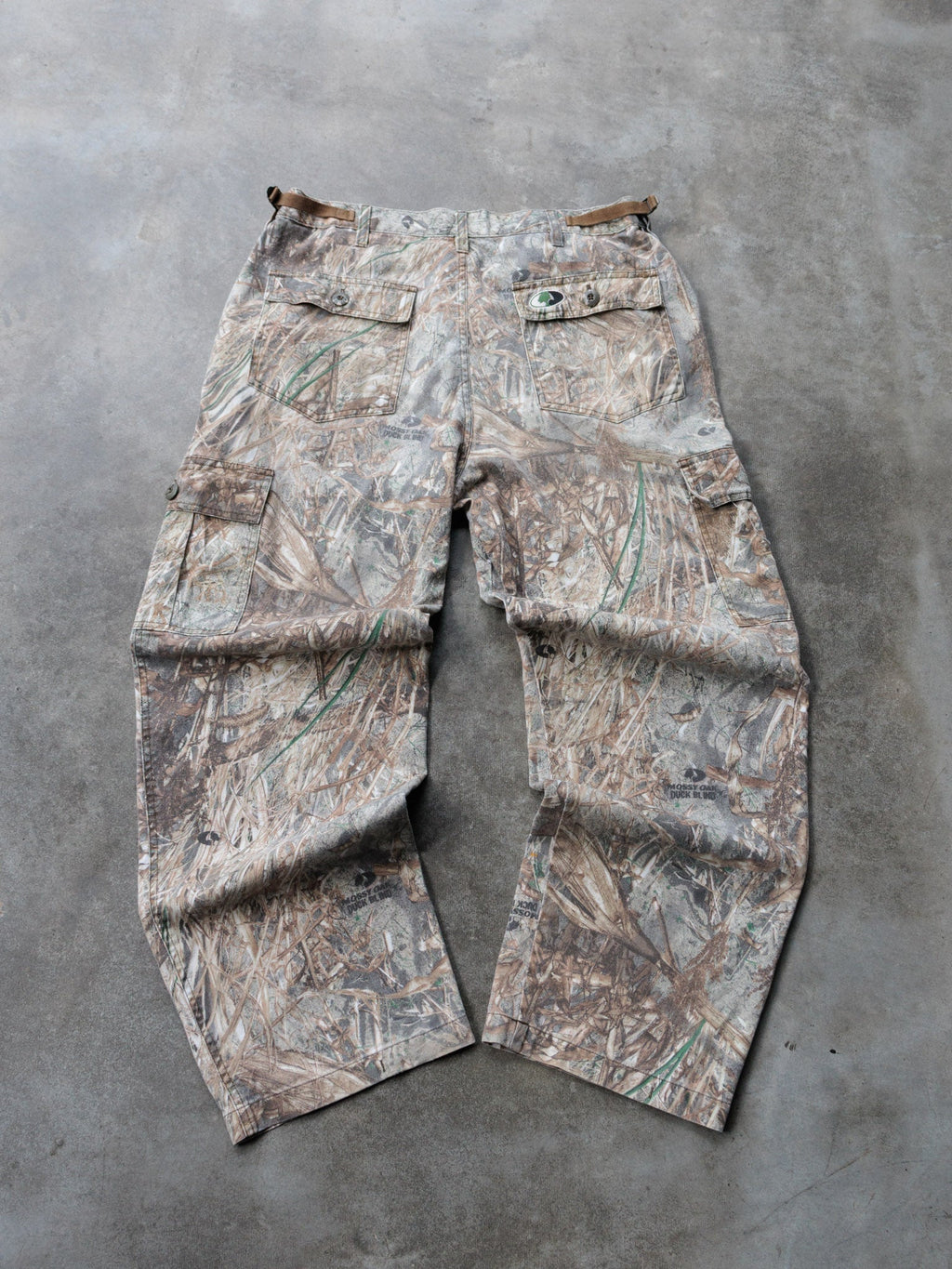 Vintage 00s Brown Mossy Oak Duck Blind Camo Cargo Pants (M)
