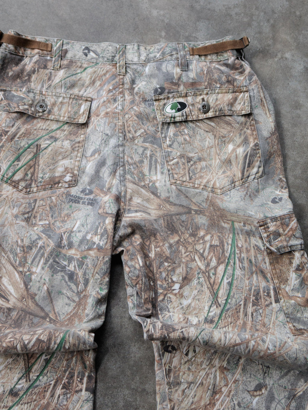 Vintage 00s Brown Mossy Oak Duck Blind Camo Cargo Pants (M)