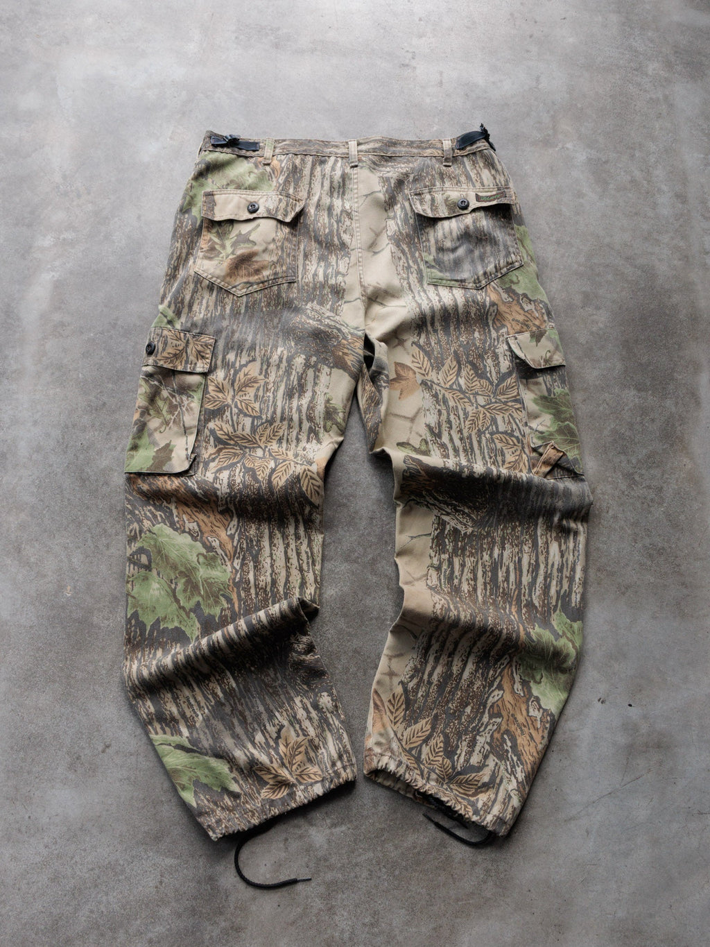 Vintage 90s Brown Realtree Camo Liberty Cargo Pants (L)