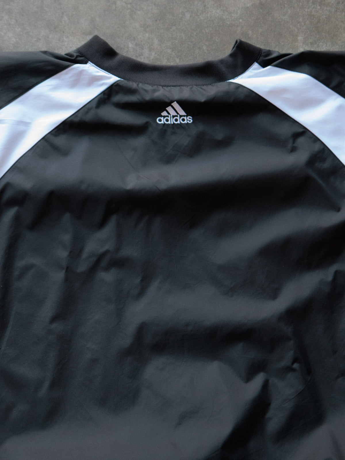 Vintage 00s Black Adidas Pullover Windbreaker (M)