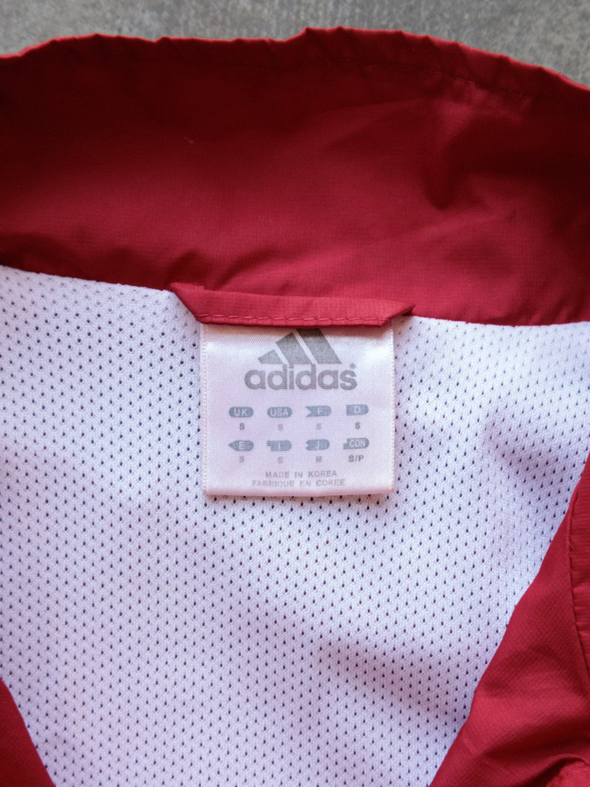 Vintage 00s Red Adidas Indiana Hoosiers Windbreaker (S)