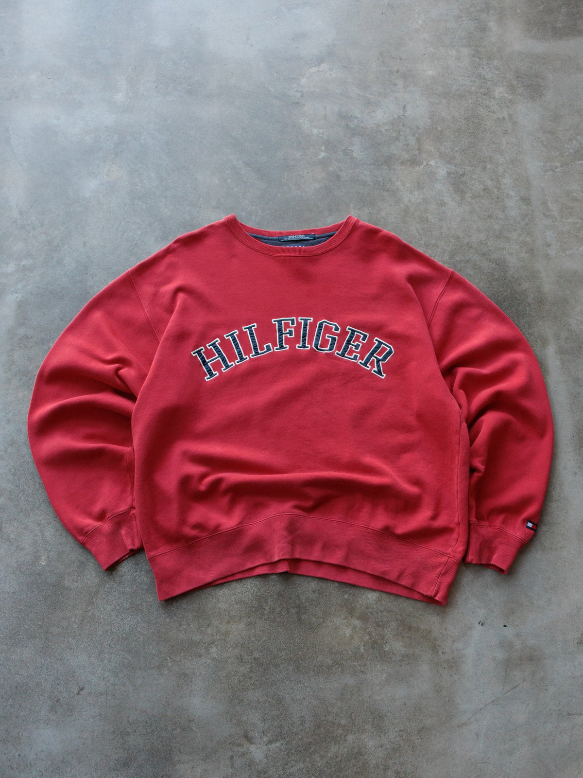 Vintage 90s Red Tommy Hilfiger Spell Out Sweatshirt (XL)