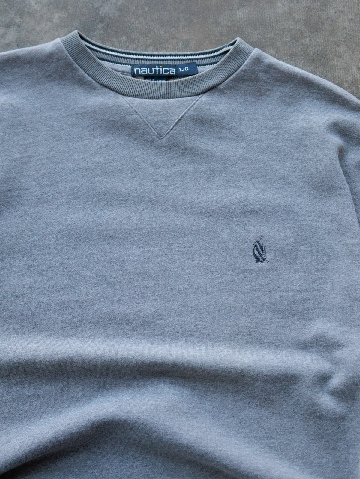 Vintage 90s Grey Nautica Sweatshirt (L)