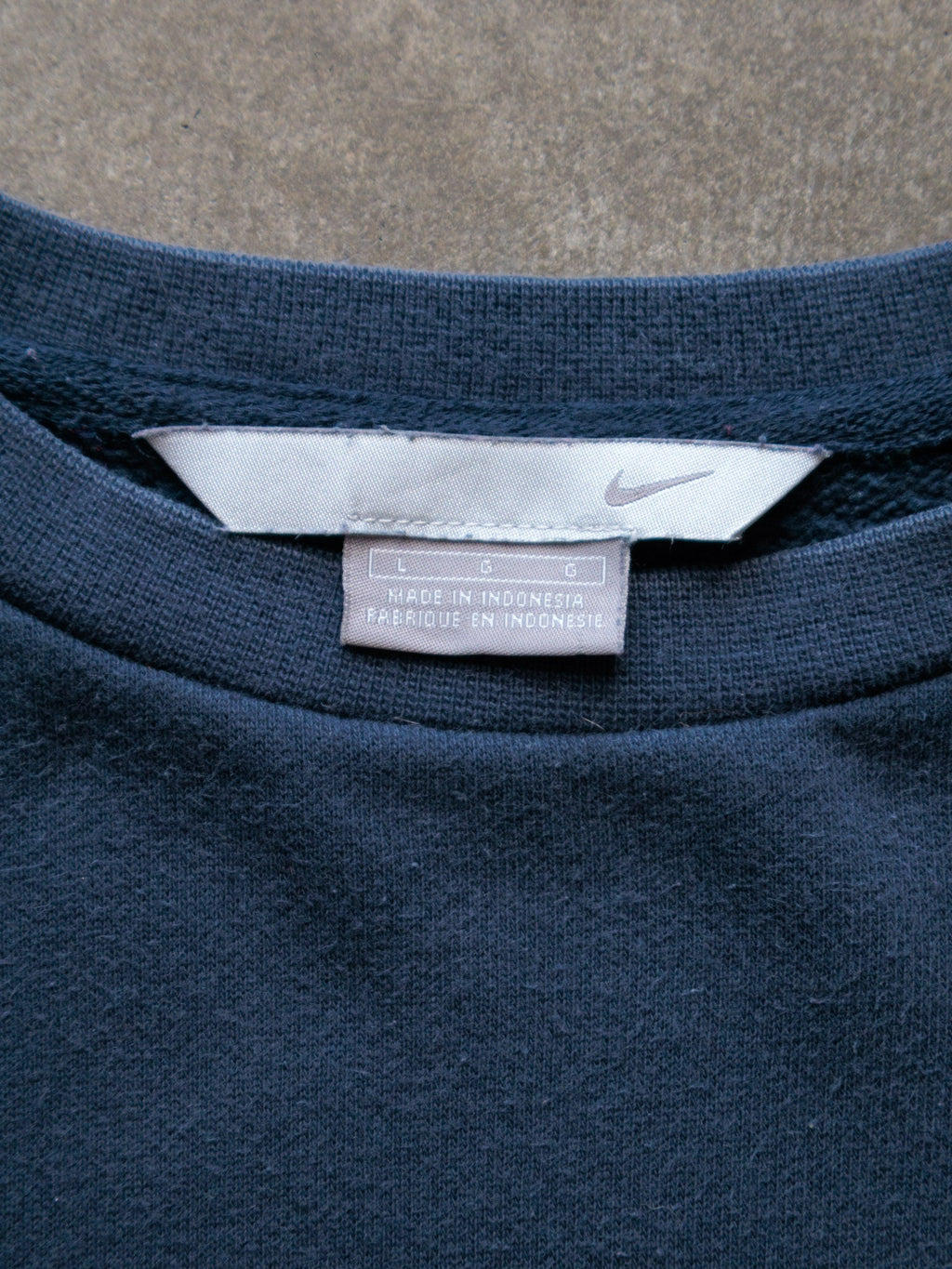 Vintage 00s Navy Nike Sweatshirt (L)
