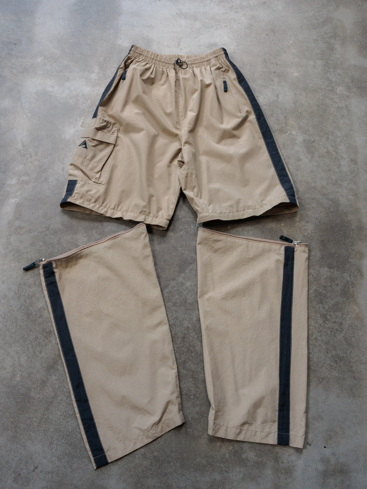 Vintage Beige Convertible Cargo Track Pants (M)