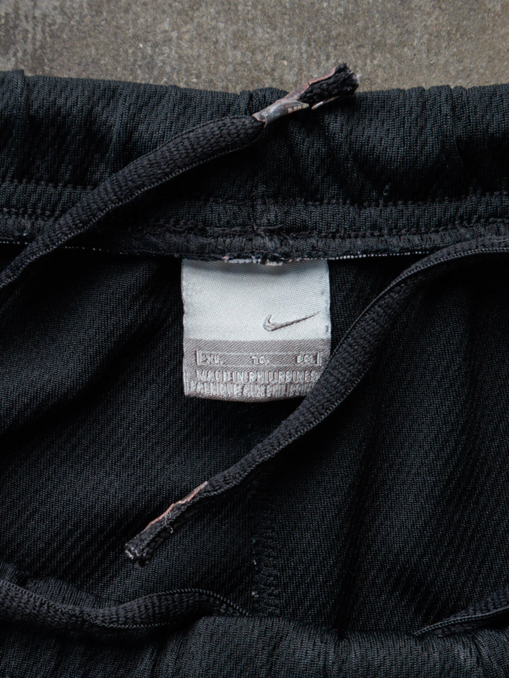 Vintage 00s Black Nike Shorts (XL)
