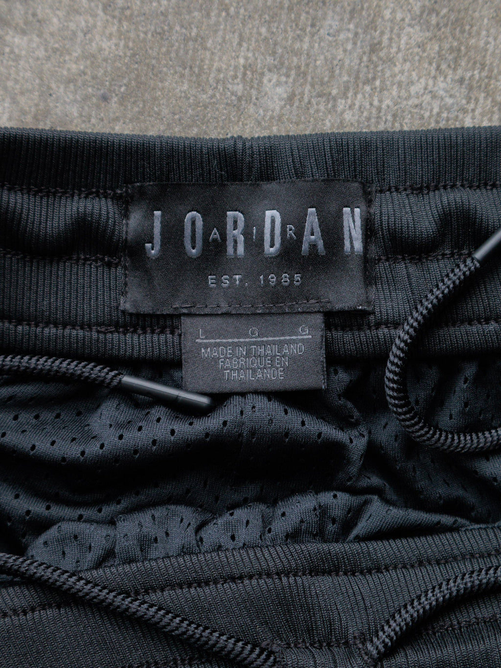 Vintage Black Jordan Basketball Shorts (L)