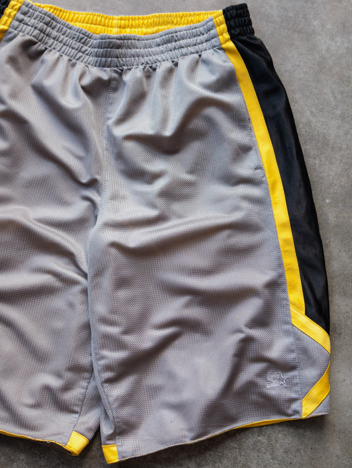 Vintage Yellow & Grey Starter Reversible Mesh Shorts (M)