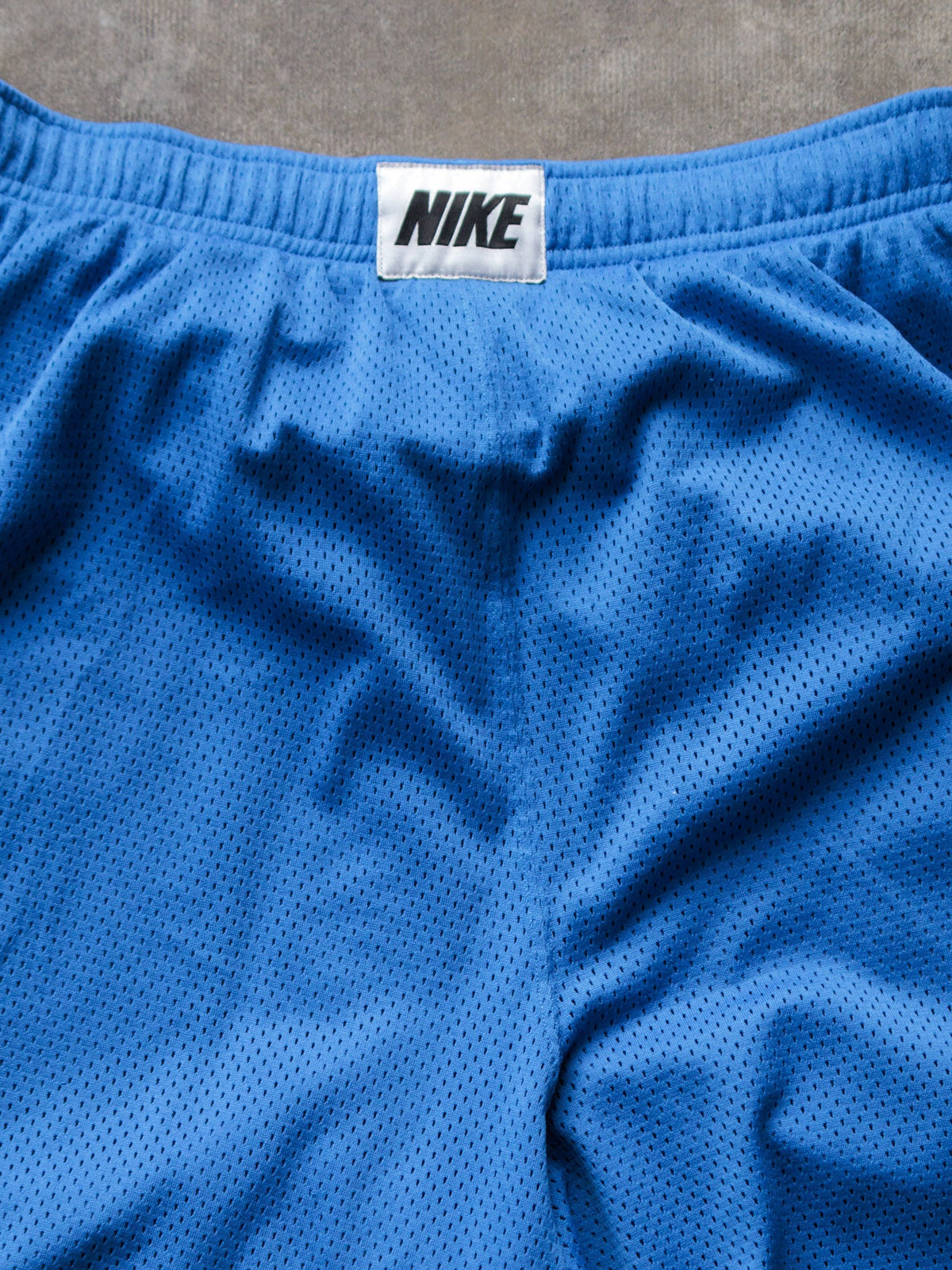 Vintage 00s Blue Nike Mesh Shorts (L)