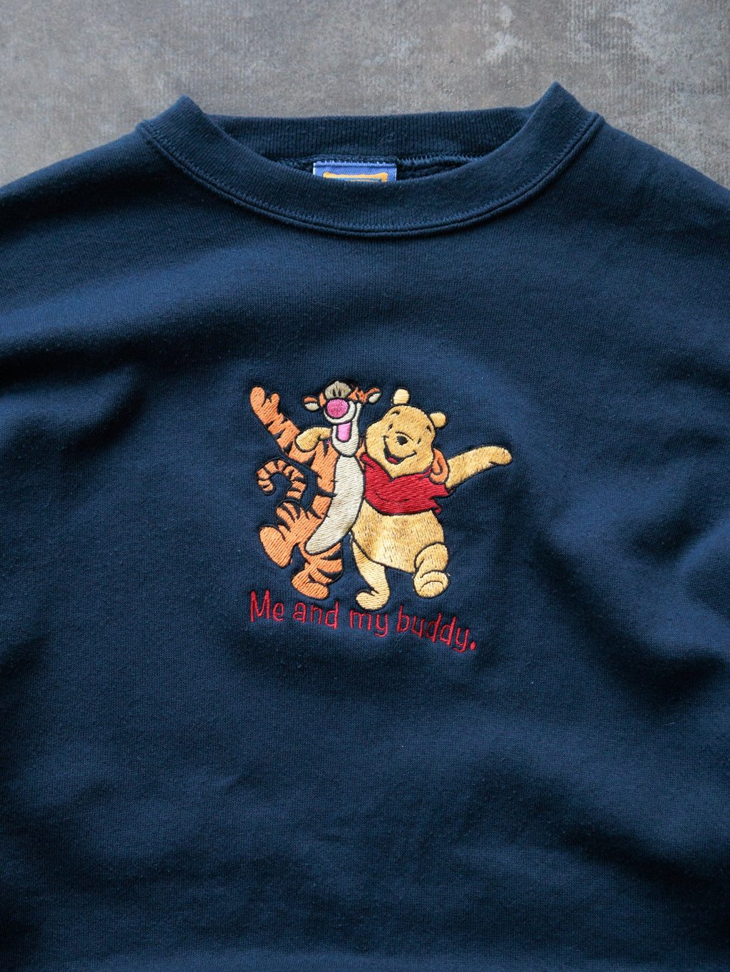 Vintage 90s Navy Disney Winnie the Pooh & Tigger Sweatshirt (L)