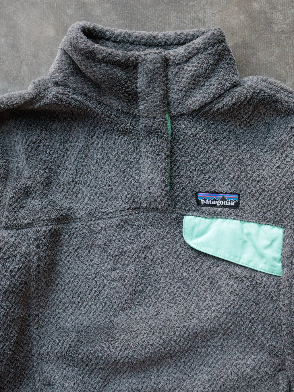 Grey Patagonia Re-Tool Snap-T Pullover (XS)