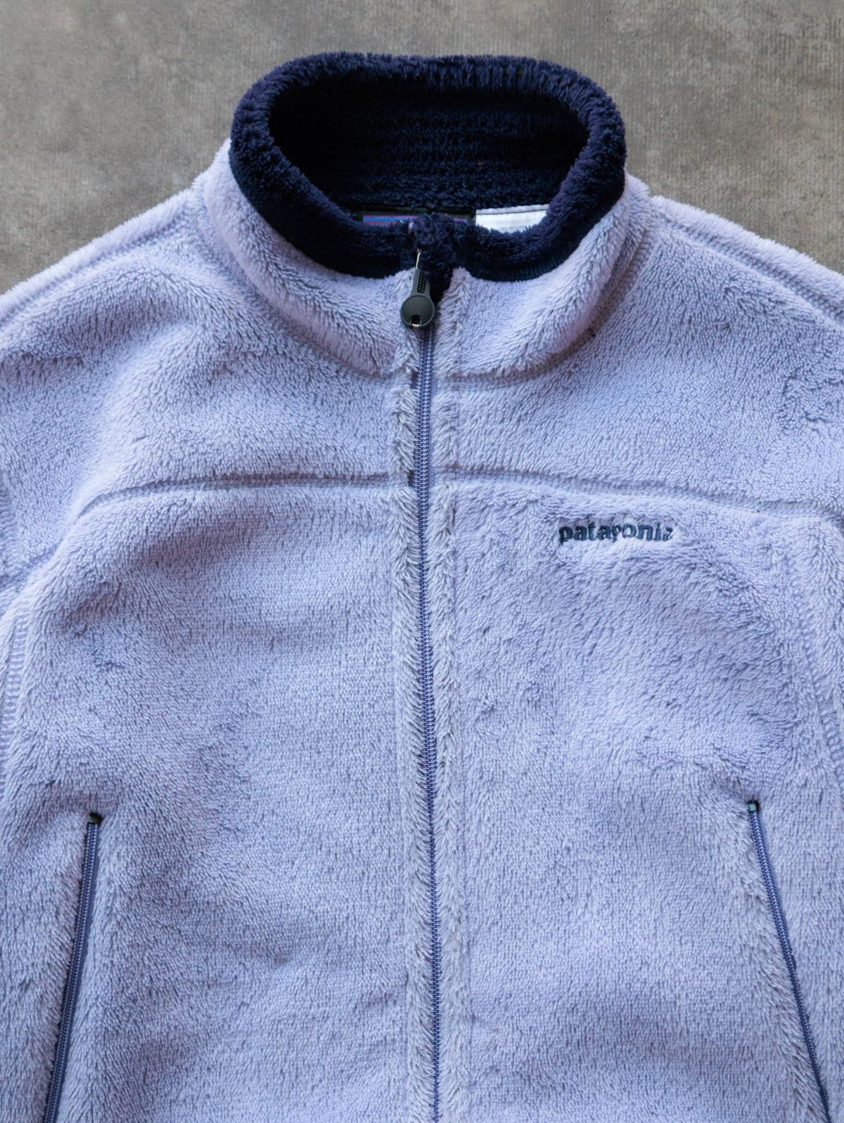 Vintage 00s Purple Patagonia Fleece Jacket (Women's M)