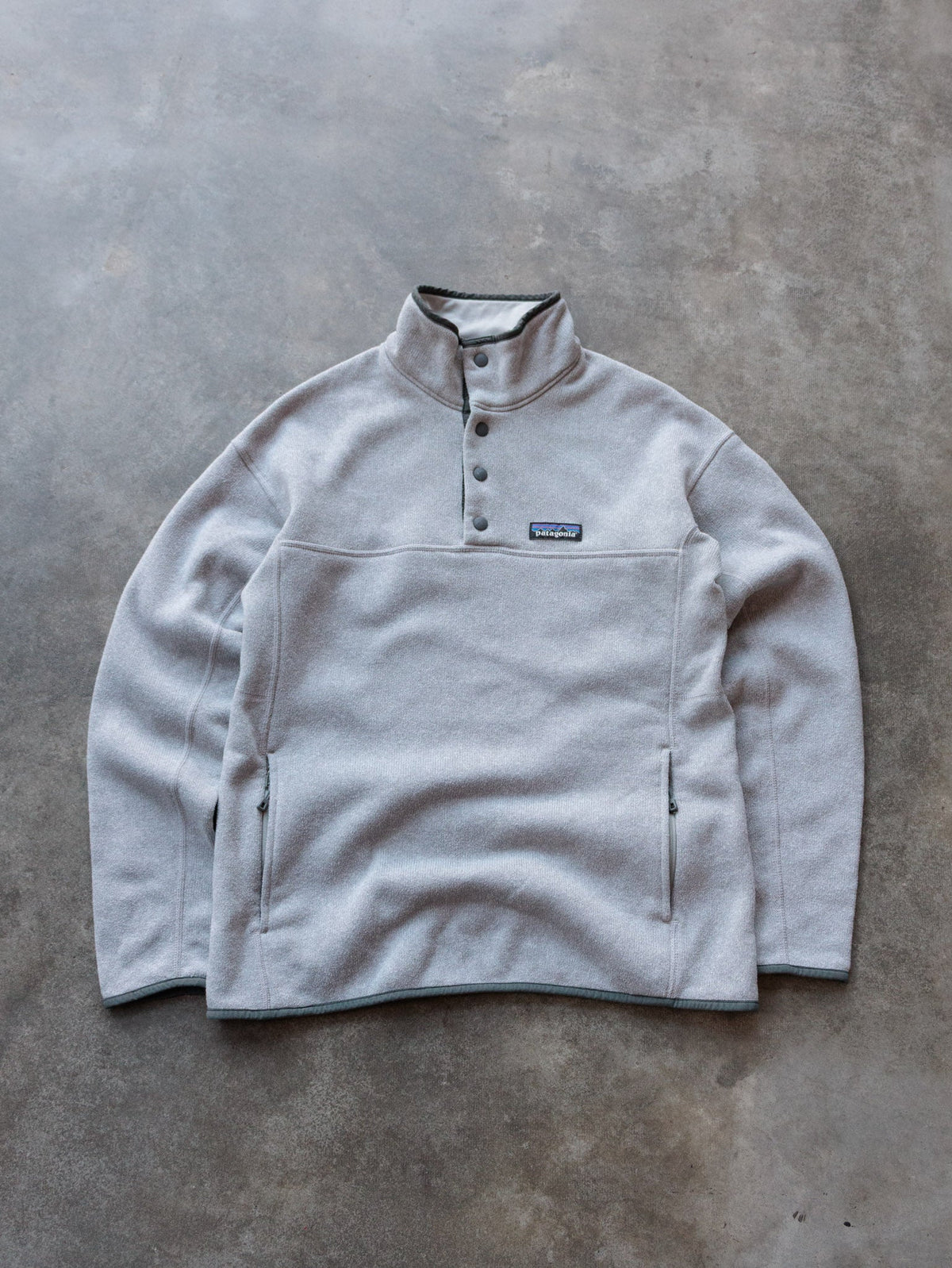 Vintage Grey Patagonia Snap-T Pullover (Women's M)