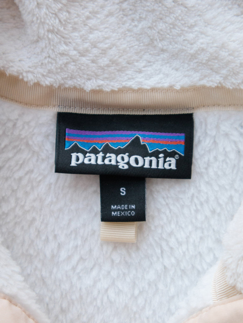 Vintage White Patagonia Re-Tool Snap-T Pullover (S)