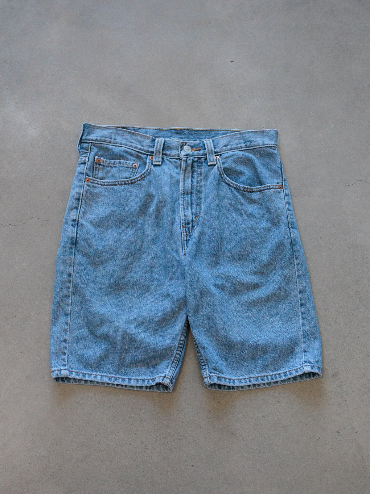 Vintage Blue Levi's 505 Denim Shorts (W31)