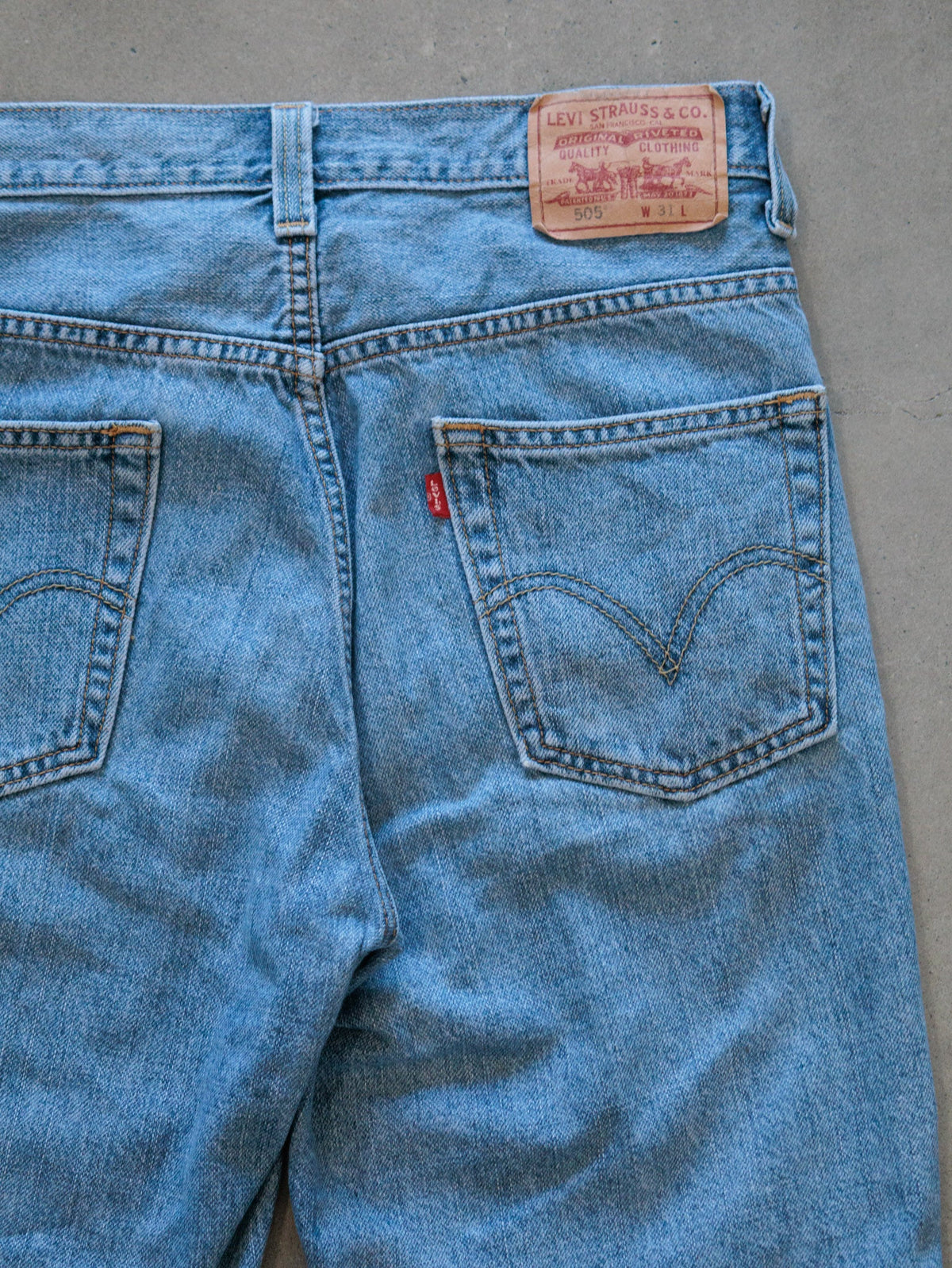 Vintage Blue Levi's 505 Denim Shorts (W31)