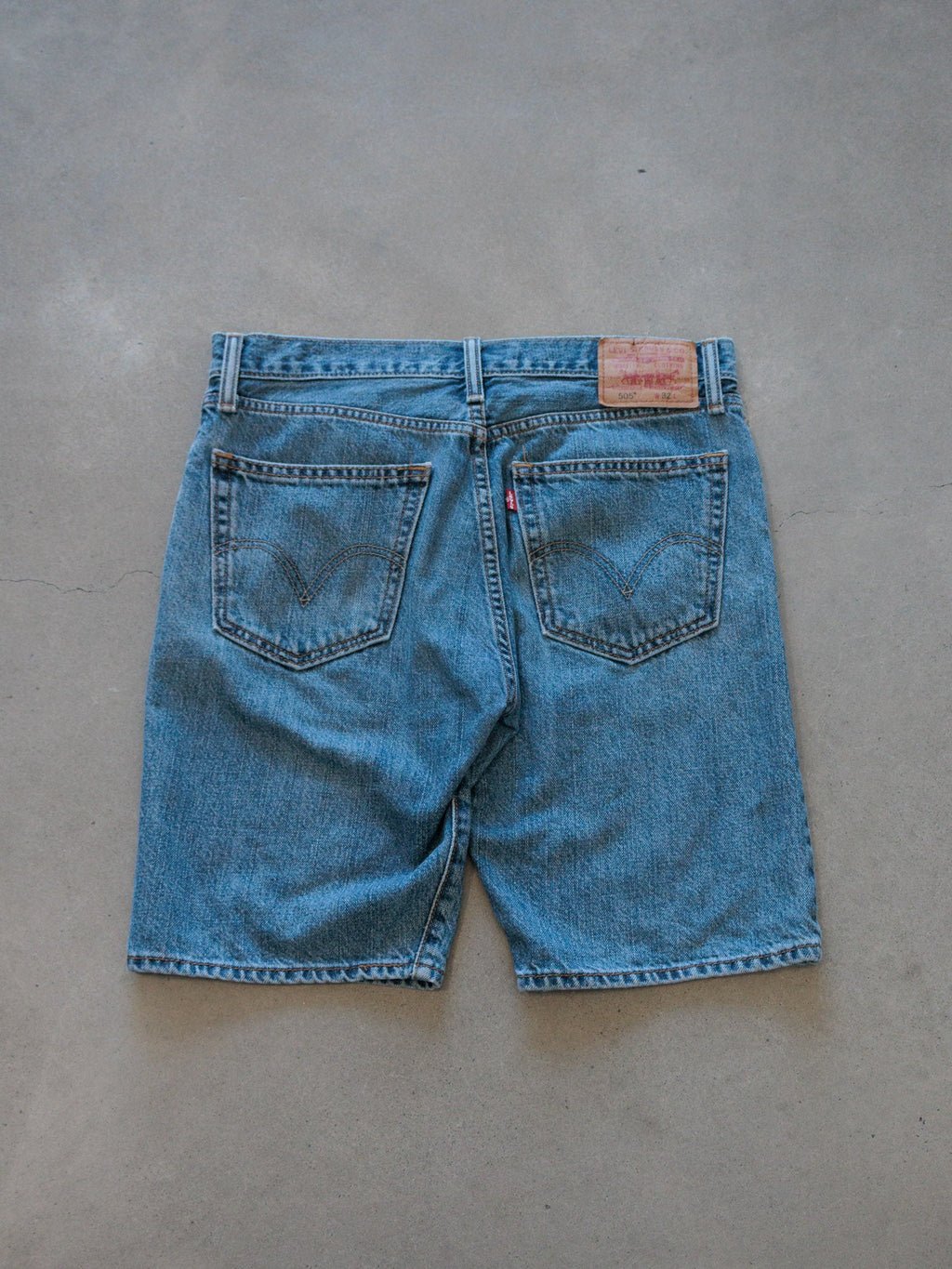 Vintage Blue Levi's 505 Denim Shorts (W32)