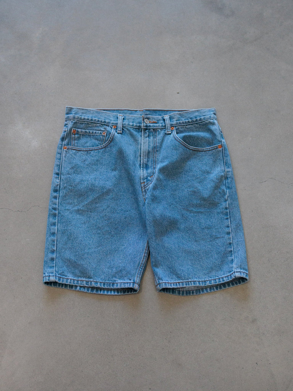 Vintage 00s Blue Levi's 505 Denim Shorts (W34)