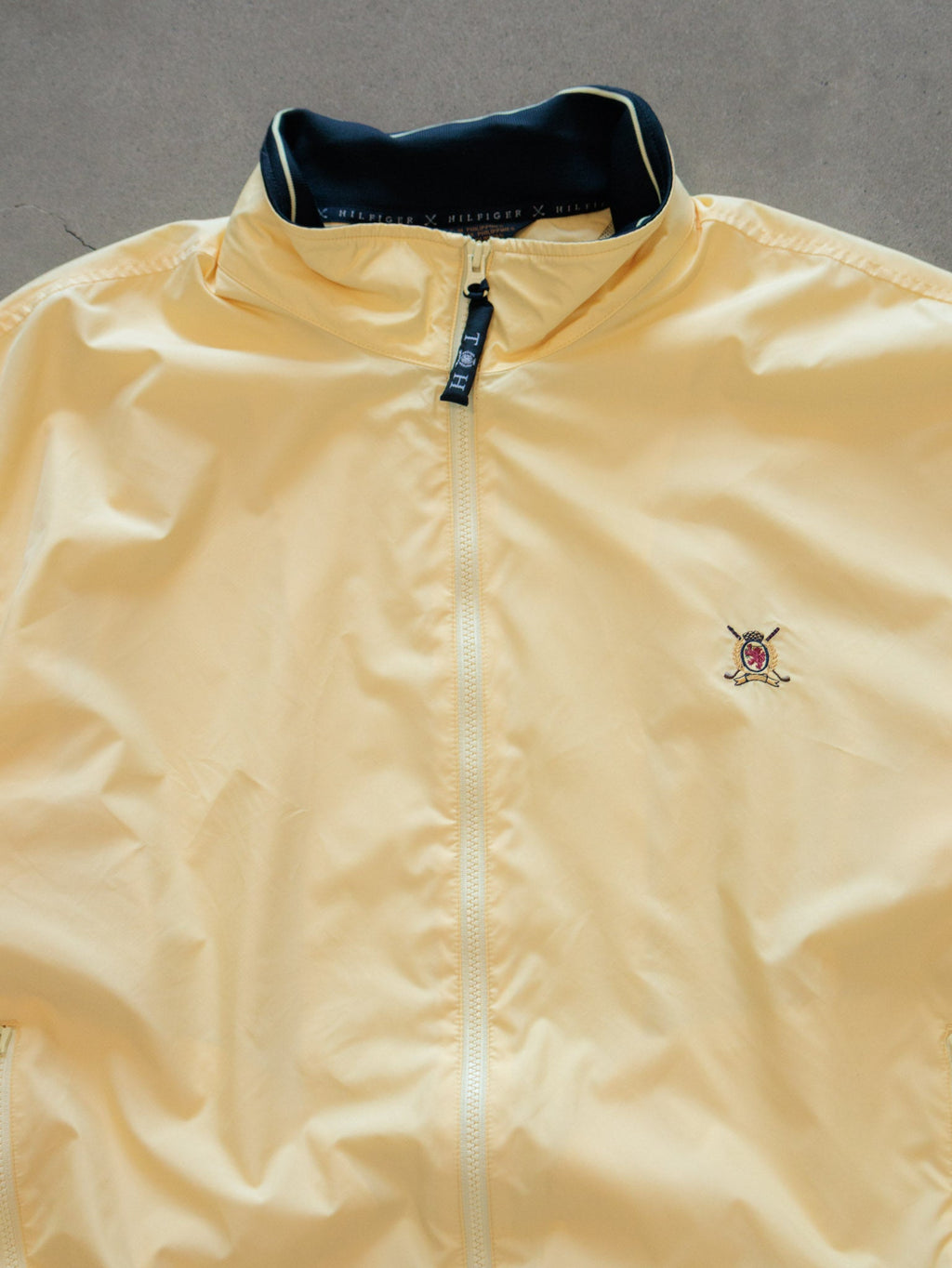 Vintage 00s Yellow Tommy Hilfiger Golf Windbreaker (2XL)
