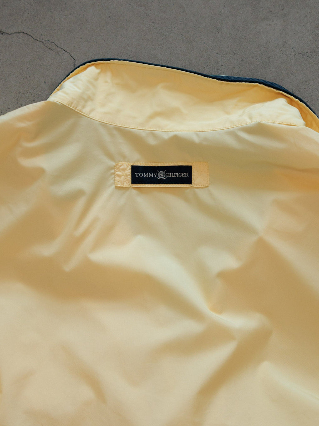 Vintage 00s Yellow Tommy Hilfiger Golf Windbreaker (2XL)