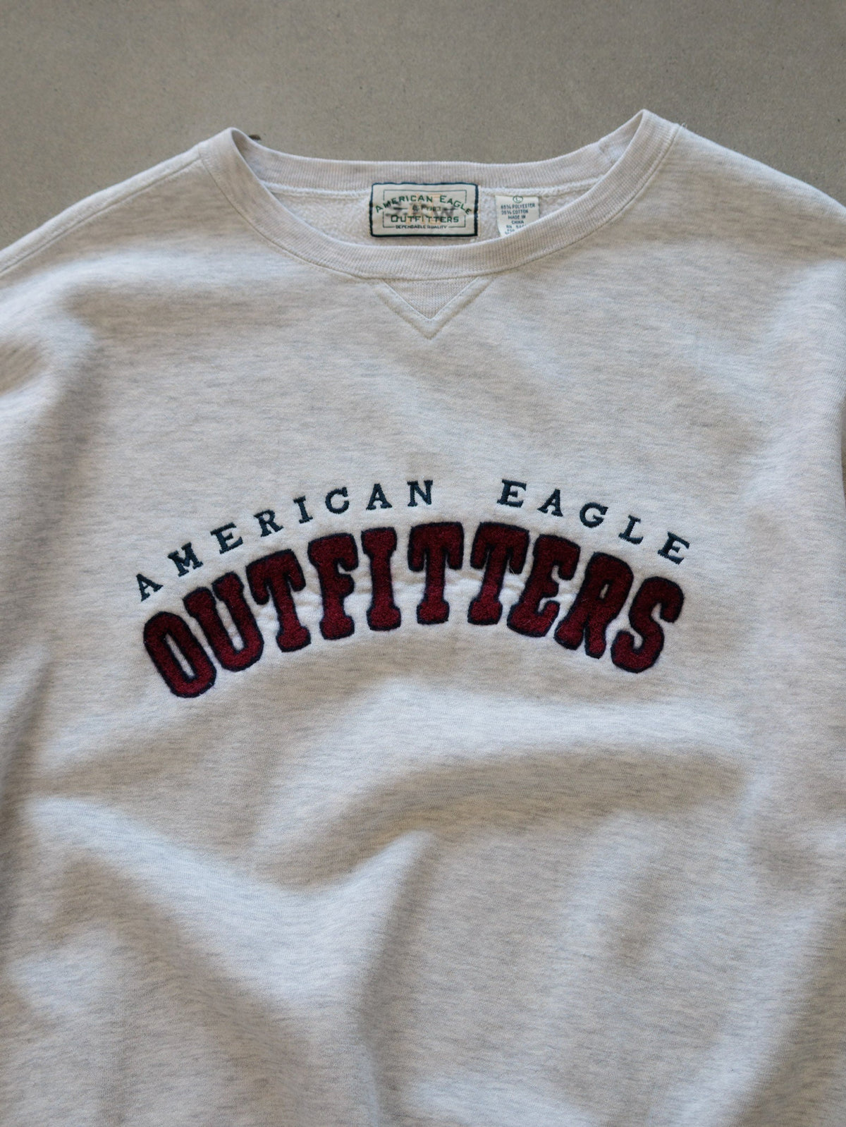 Vintage 90s Grey American Eagle Outfitters Sweatshirt (L)