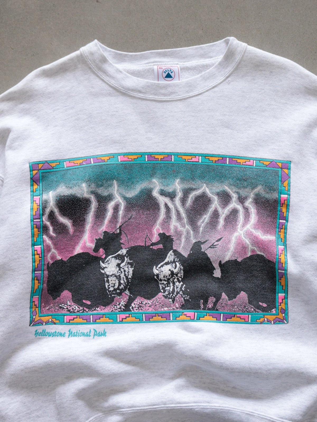 Vintage 90s Grey Marl Yellowstone National Park Bison Sweatshirt (2XL)
