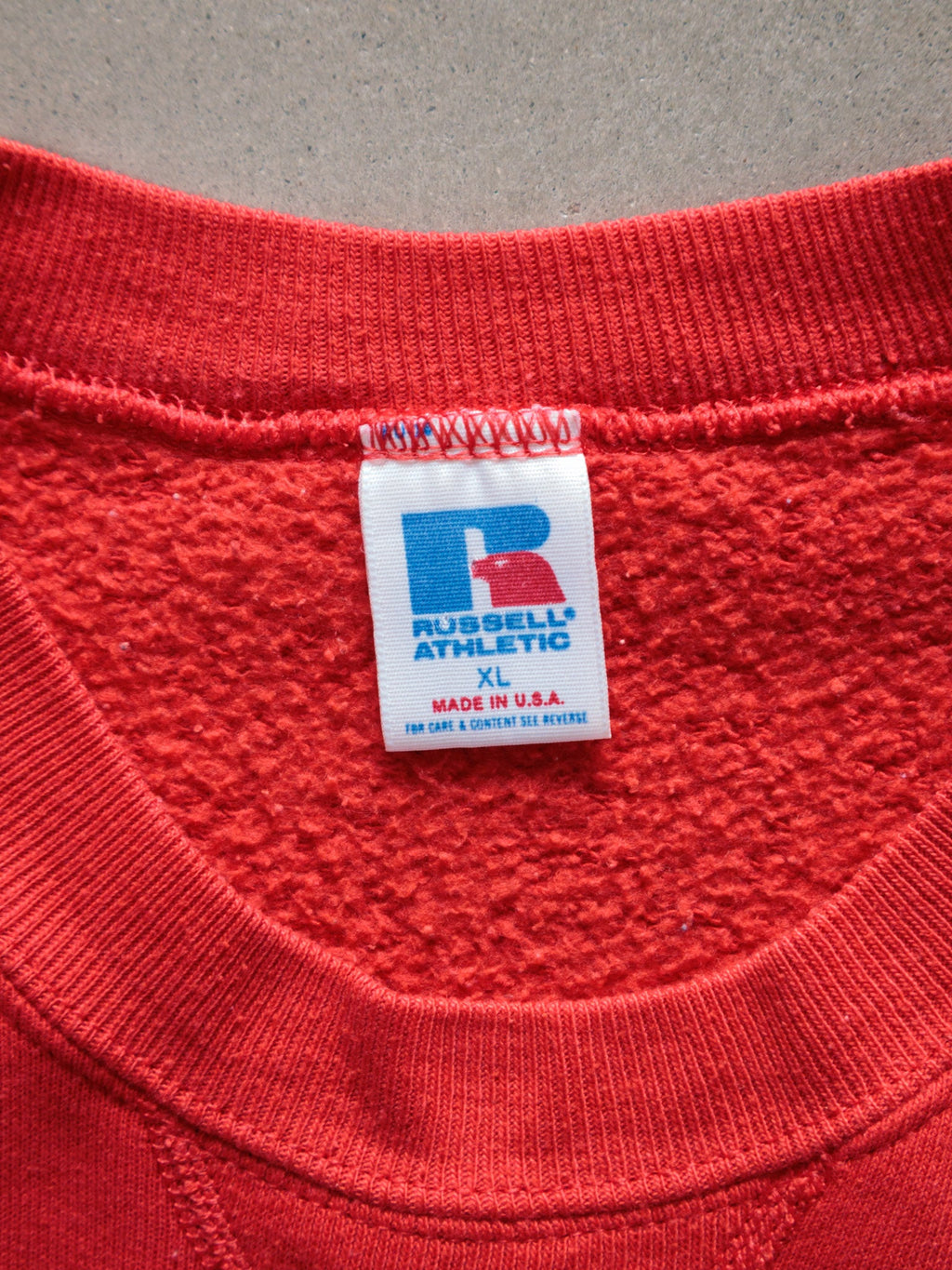 Vintage 90s Russell Athletic Wisconsin Badgers Sweatshirt (XL)