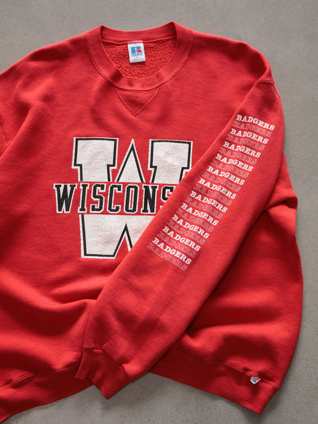 Vintage 90s Russell Athletic Wisconsin Badgers Sweatshirt (XL)