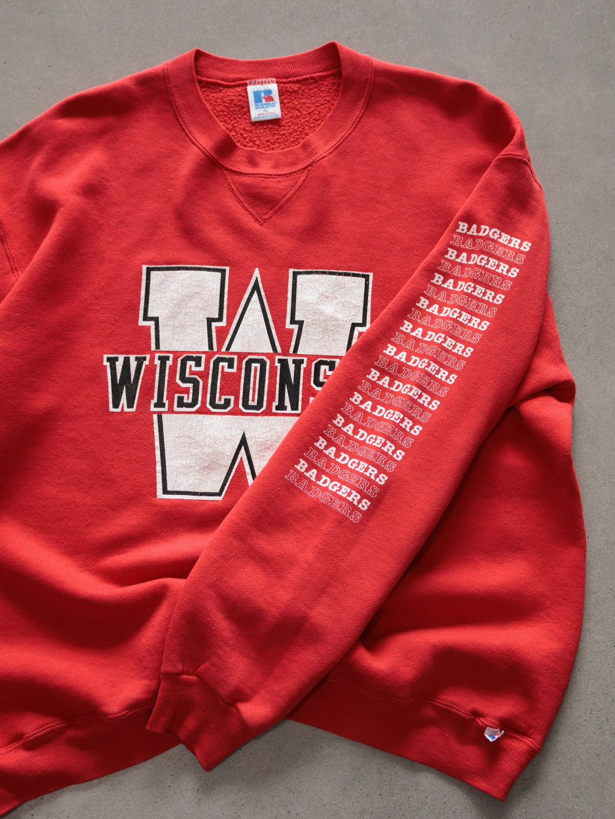 Vintage 90s Russell Athletic Wisconsin Badgers Sweatshirt (XL)