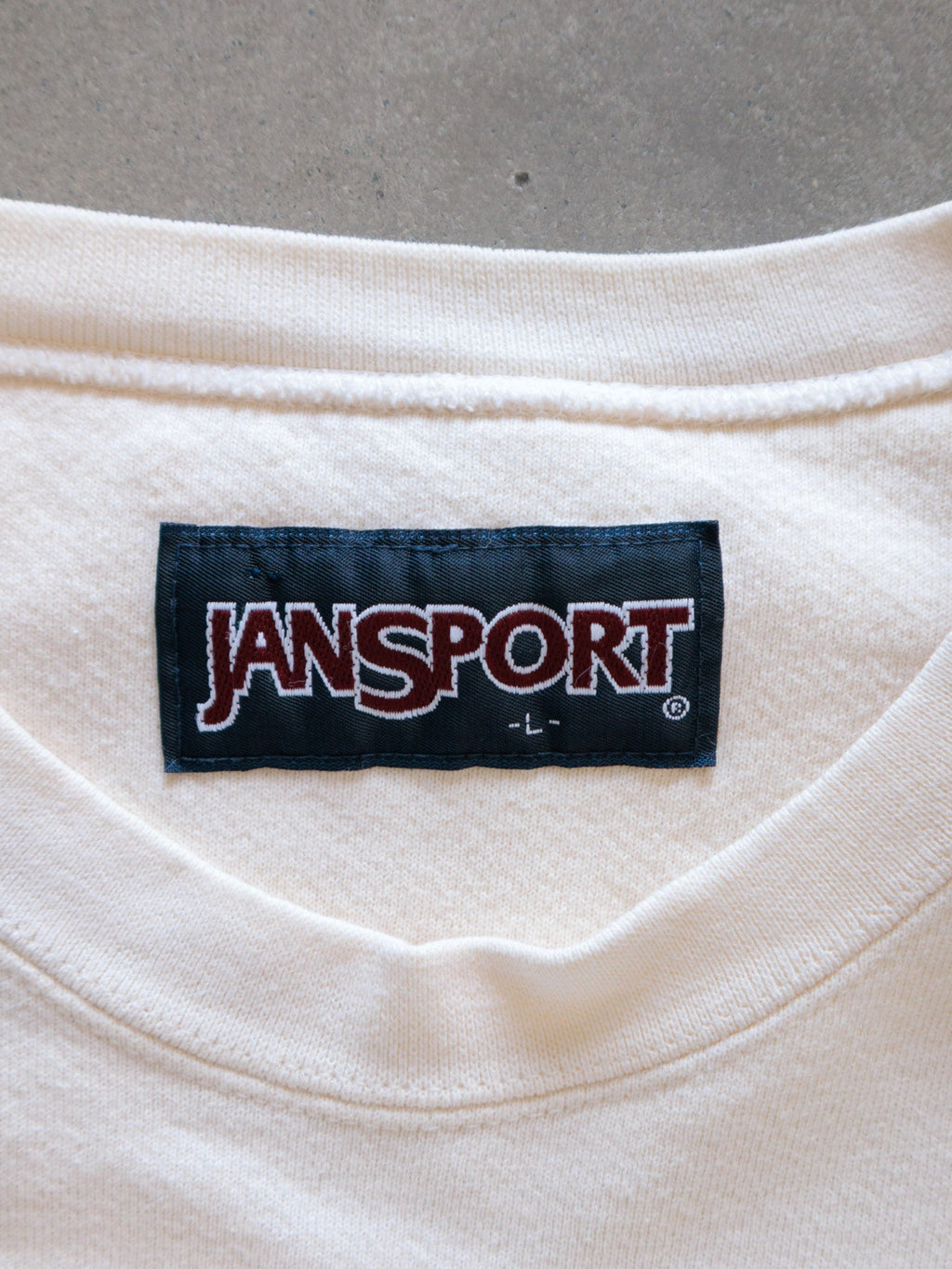 Vintage 90s Cream University of Notre Dame Sweatshirt (L)