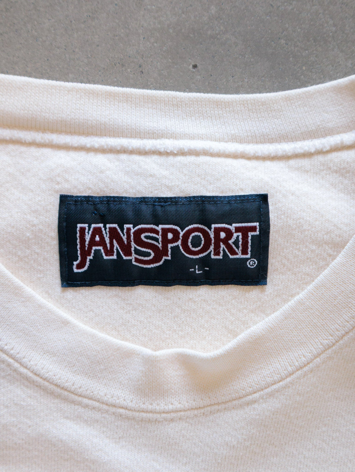 Vintage 90s Cream University of Notre Dame Sweatshirt (L)