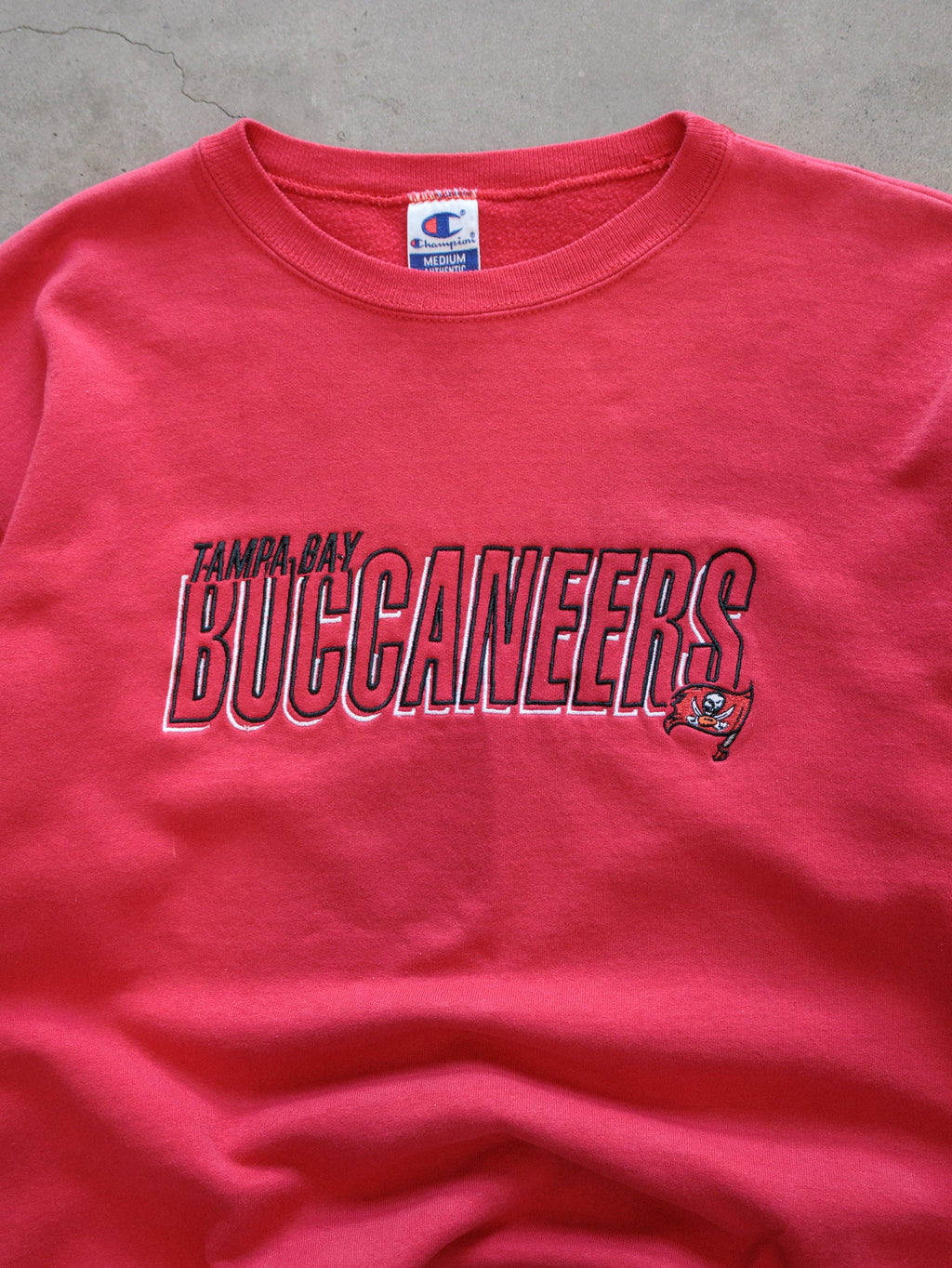 Vintage 90s Red Champion Tampa Bay Buccaneers Sweatshirt (M)
