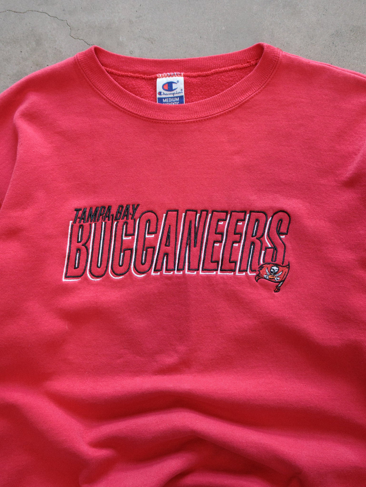 Vintage 90s Red Champion Tampa Bay Buccaneers Sweatshirt (M)