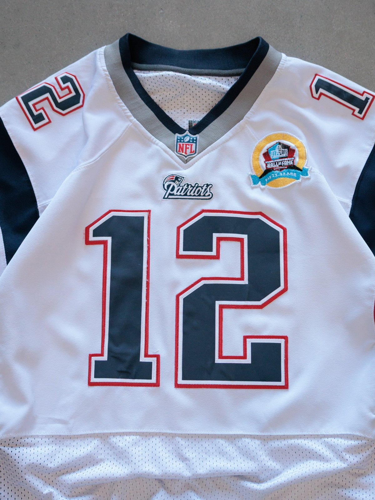 White Nike New England Patriots Brady Jersey (XL)