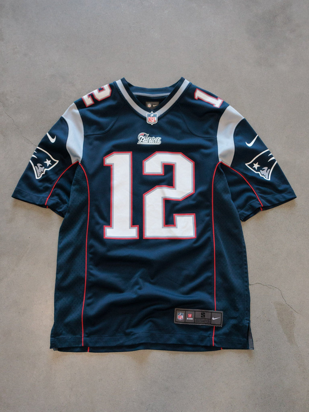 Vintage Navy Nike New England Patriots Brady Jersey (S)