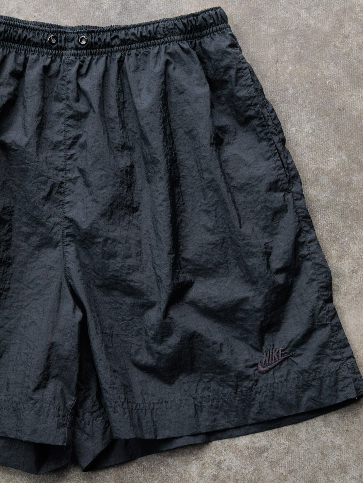 Vintage 90s Black Nike Shorts (Women's L)