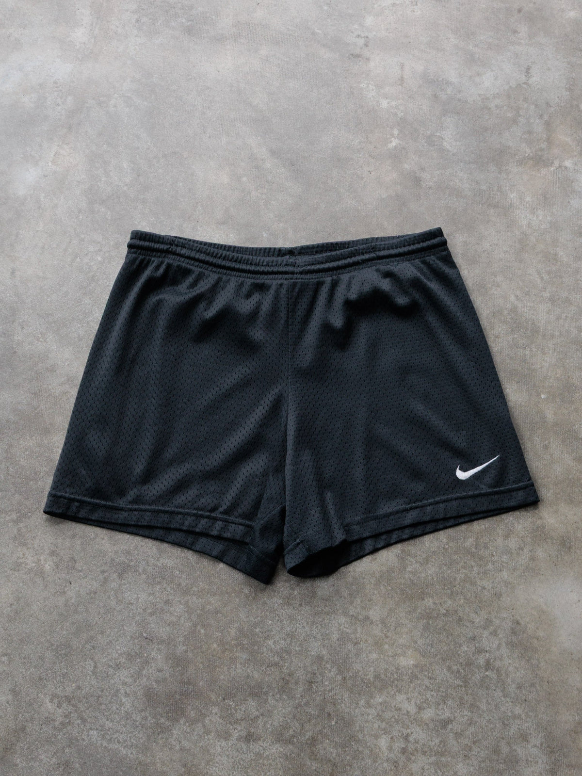 Vintage 90s Black Nike Mesh Shorts (S)