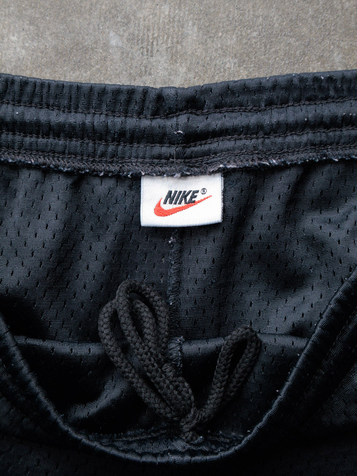 Vintage 90s Black Nike Mesh Shorts (S)