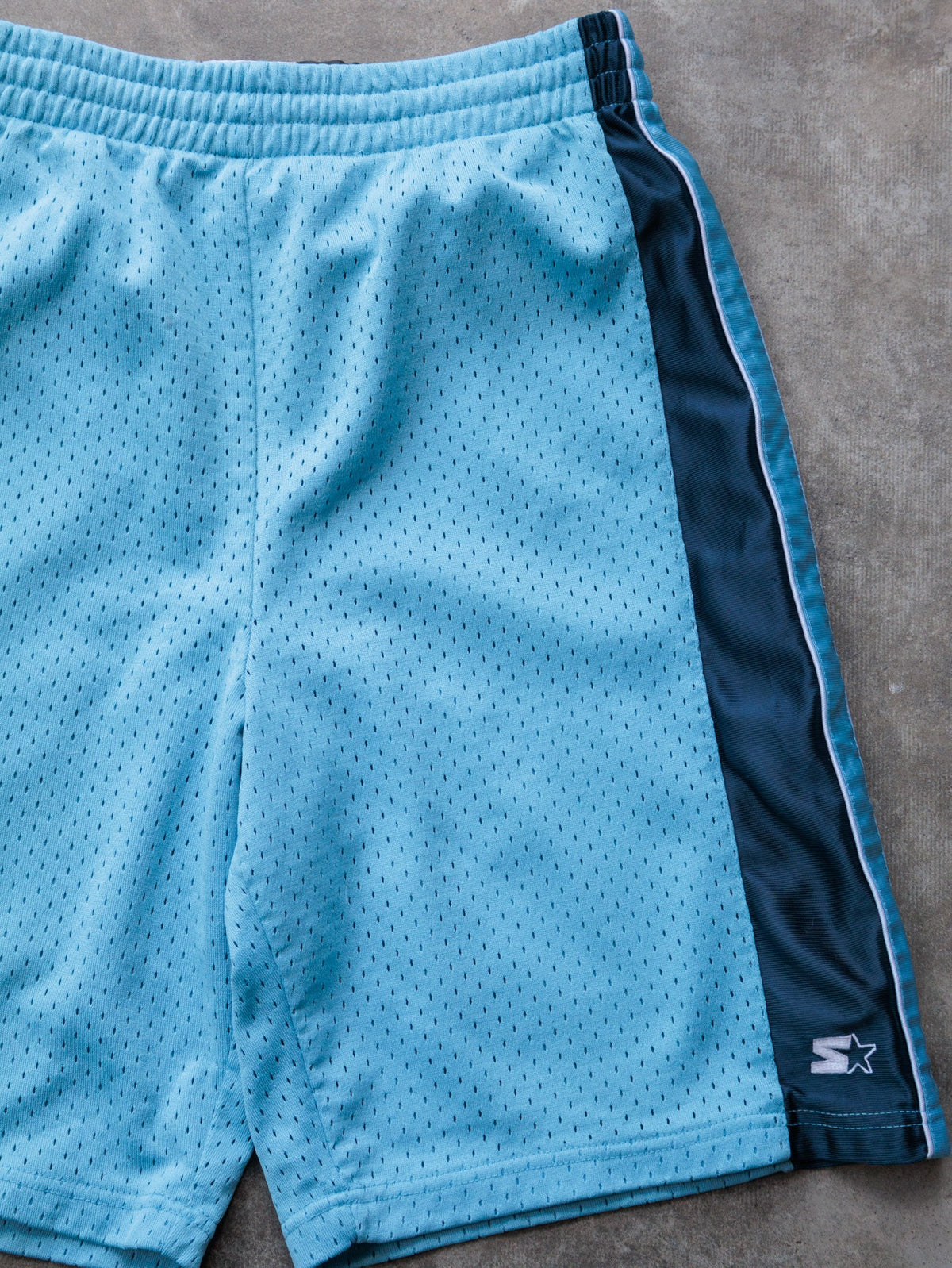 Vintage 90s Blue Starter Mesh Shorts (M)