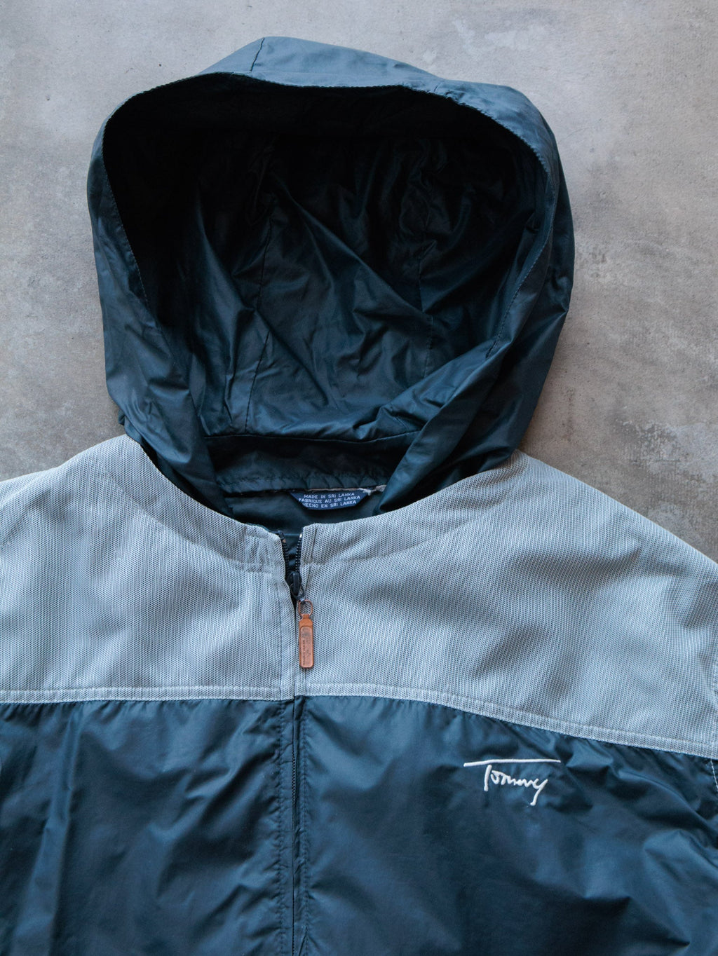 Vintage 00s Navy & Grey Tommy Jeans Colourblock Windbreaker (L)