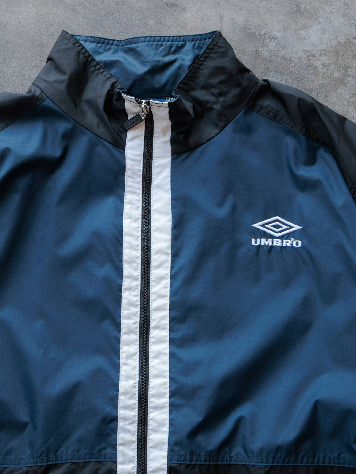 Vintage Black Umbro Colourblock Windbreaker (XL)