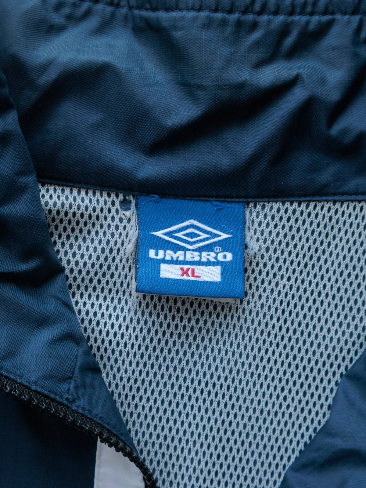 Vintage Black Umbro Colourblock Windbreaker (XL)