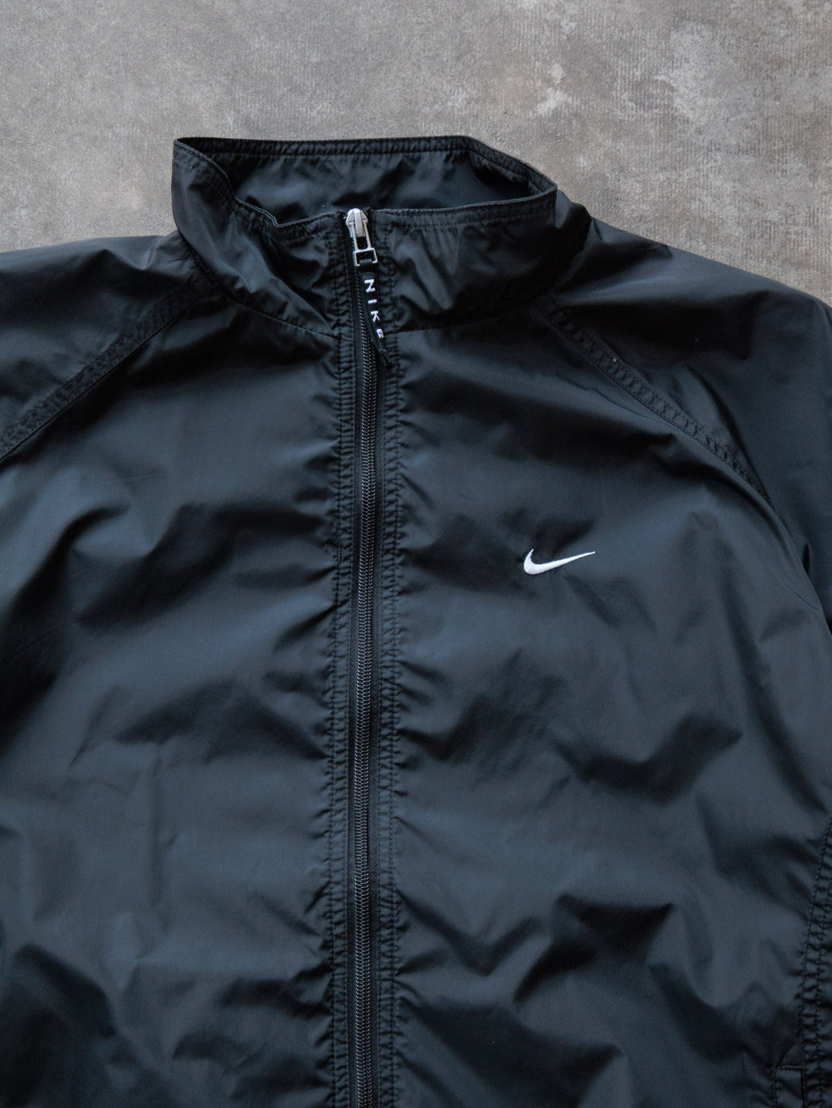 Vintage 90s Black Nike Windbreaker (Womens XL)
