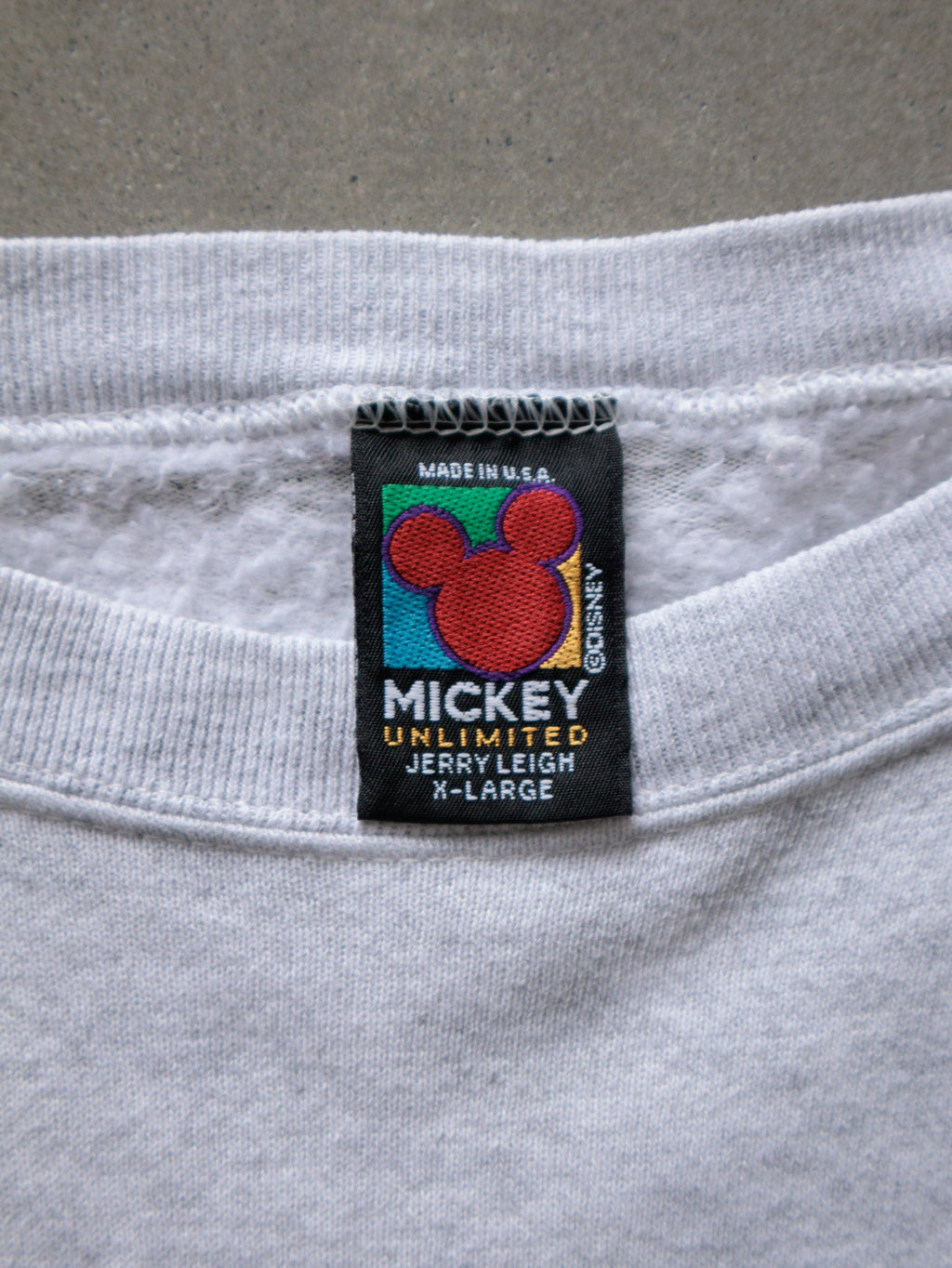 Vintage 90s Grey Disney Mickey Classics Sweatshirt (XL)