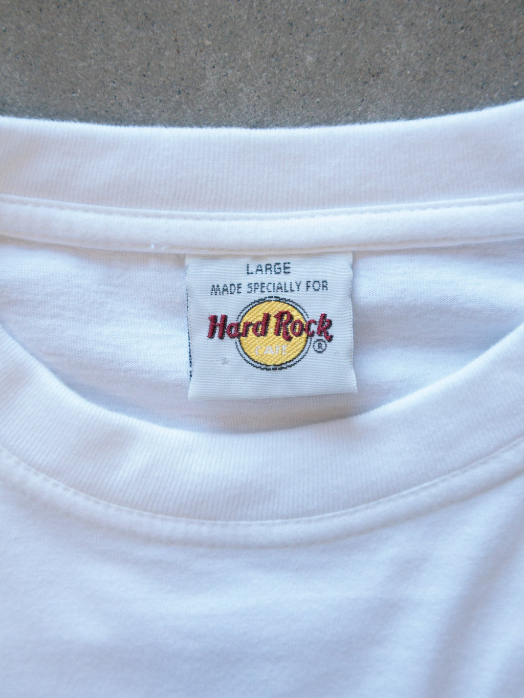 Vintage White Hard Rock Cafe Moscow Tee (L)