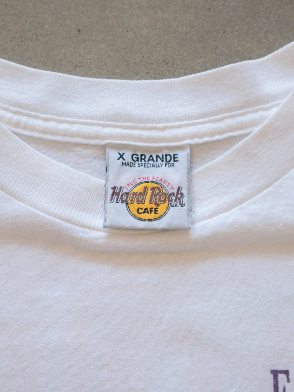 Vintage 90s White Hard Rock Cafe Ensenada Mexico Tee (XL)